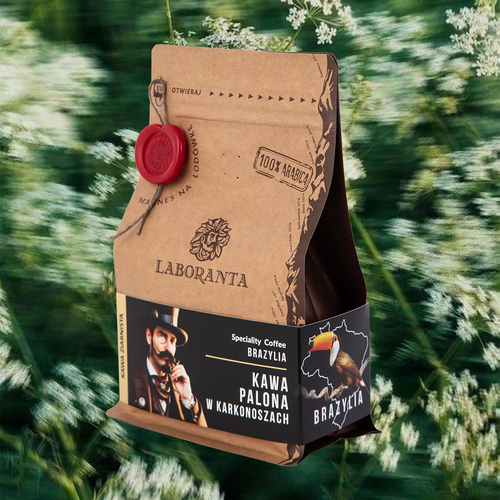 Świeżo palona kawa speciality Brazylia ziarnista w rzemieślniczym opakowaniu z woskową pieczęcią Kawa Laboranta